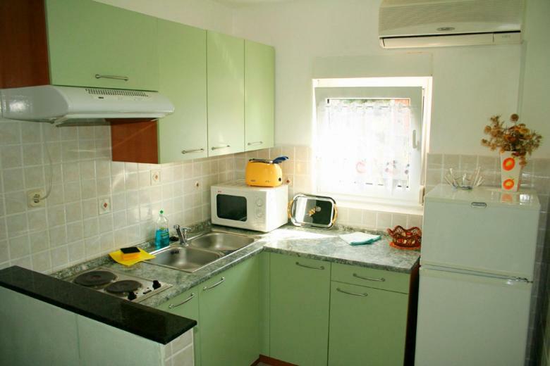Apartments Mirjana - Stara Novalja Buitenkant foto